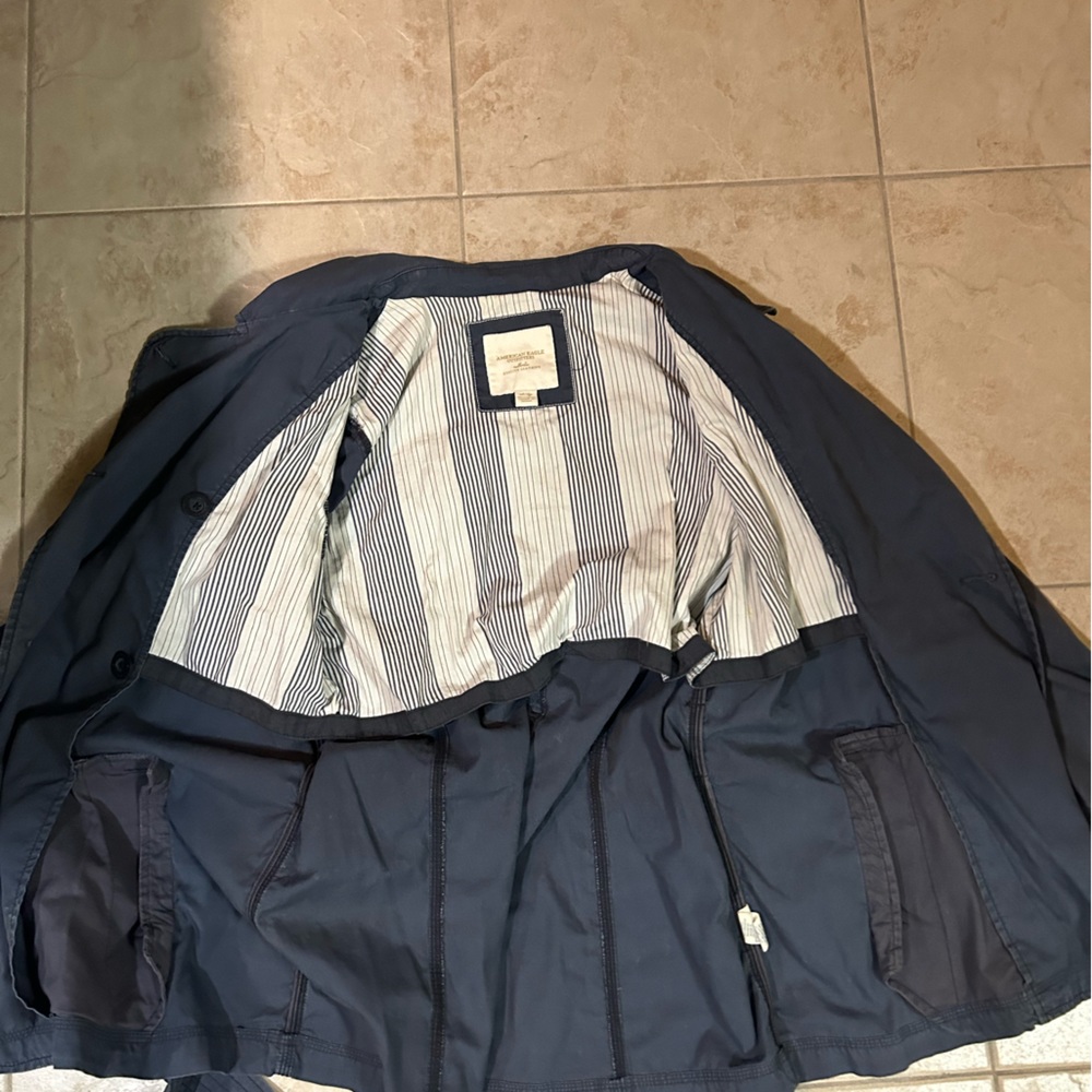 Women’s Jackets - Picture 4 of 10